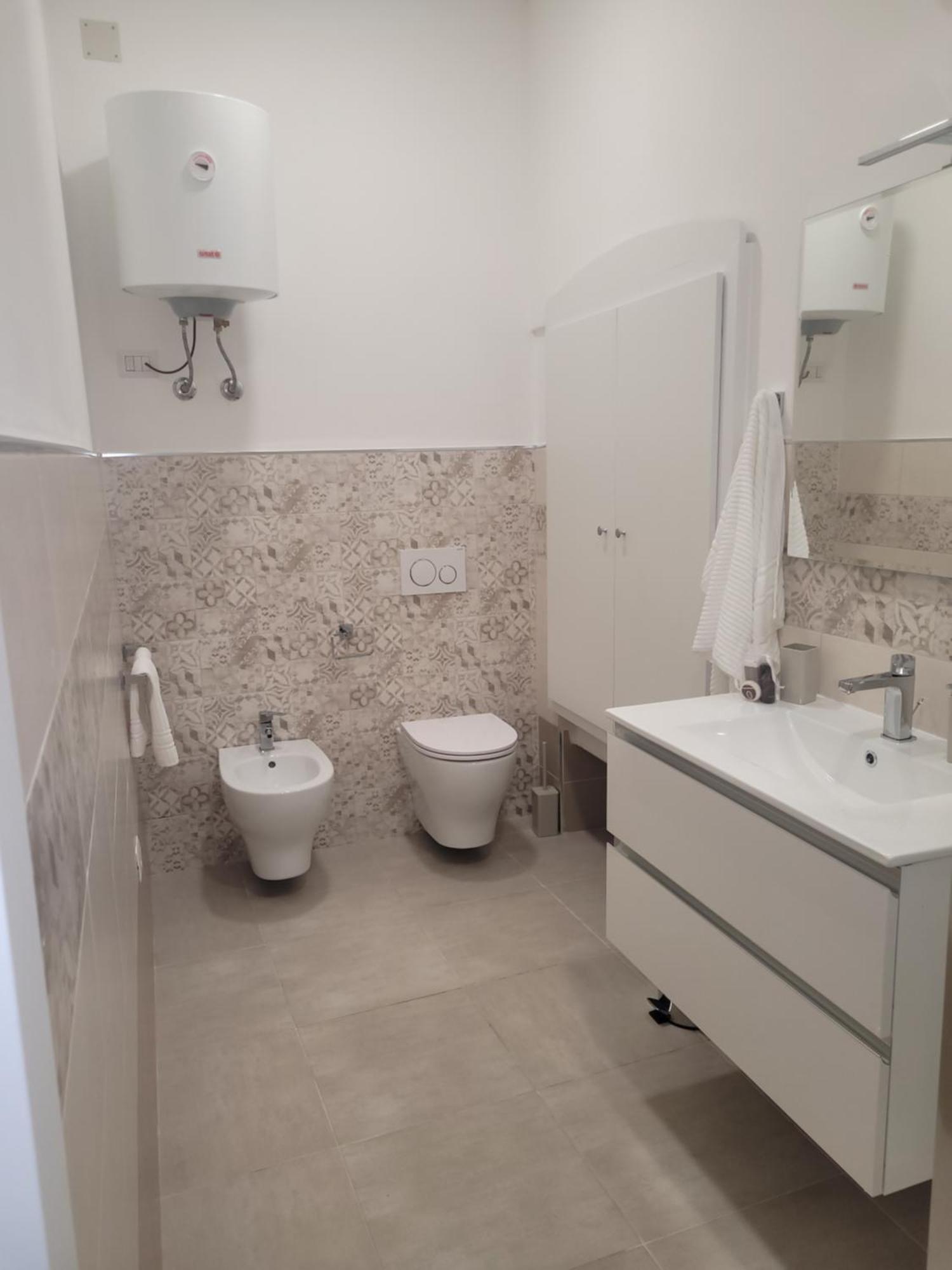 Domo Azuni Apartment Сасари Екстериор снимка